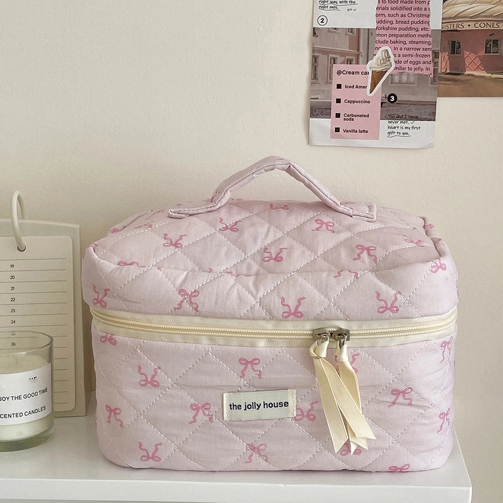 Rosa gesteppte Kosmetiktasche mit Schleifen 🎀