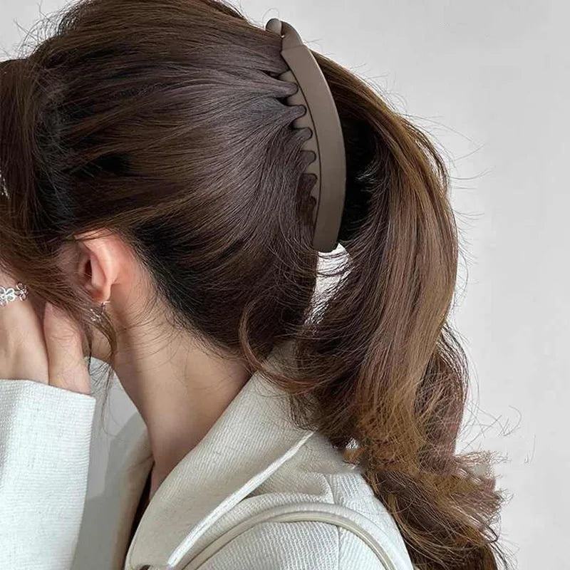 Everyday Banana Hair Clips 🤎
