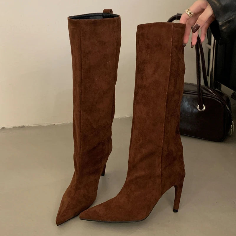 Suede Pointed Knee High Boots 🤎