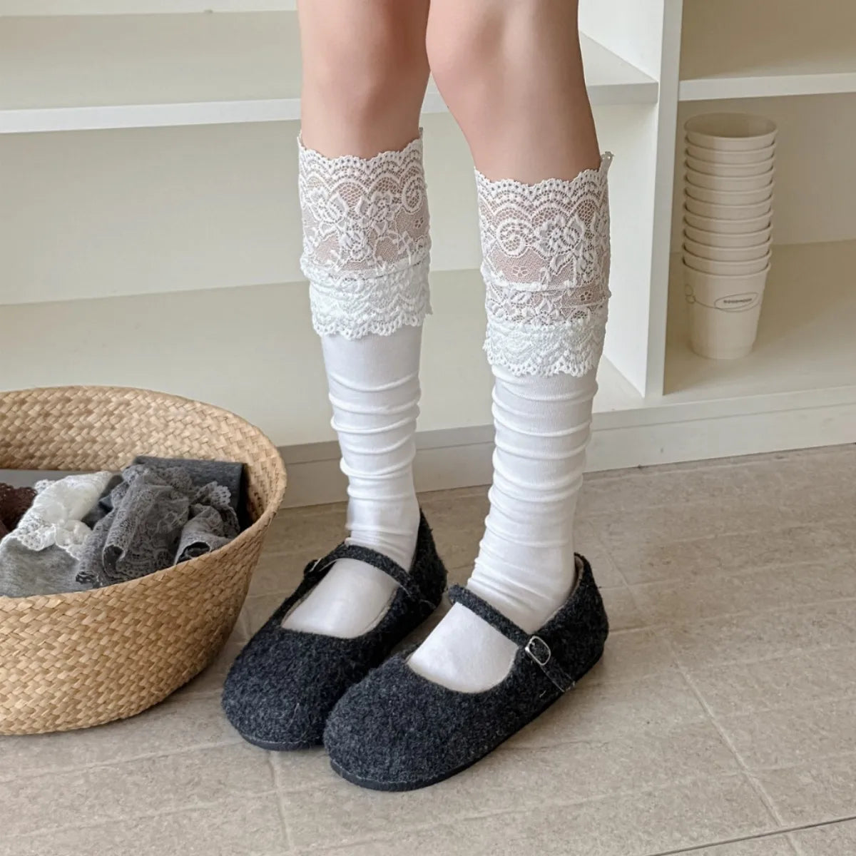 Lace Trim Knee High Socks