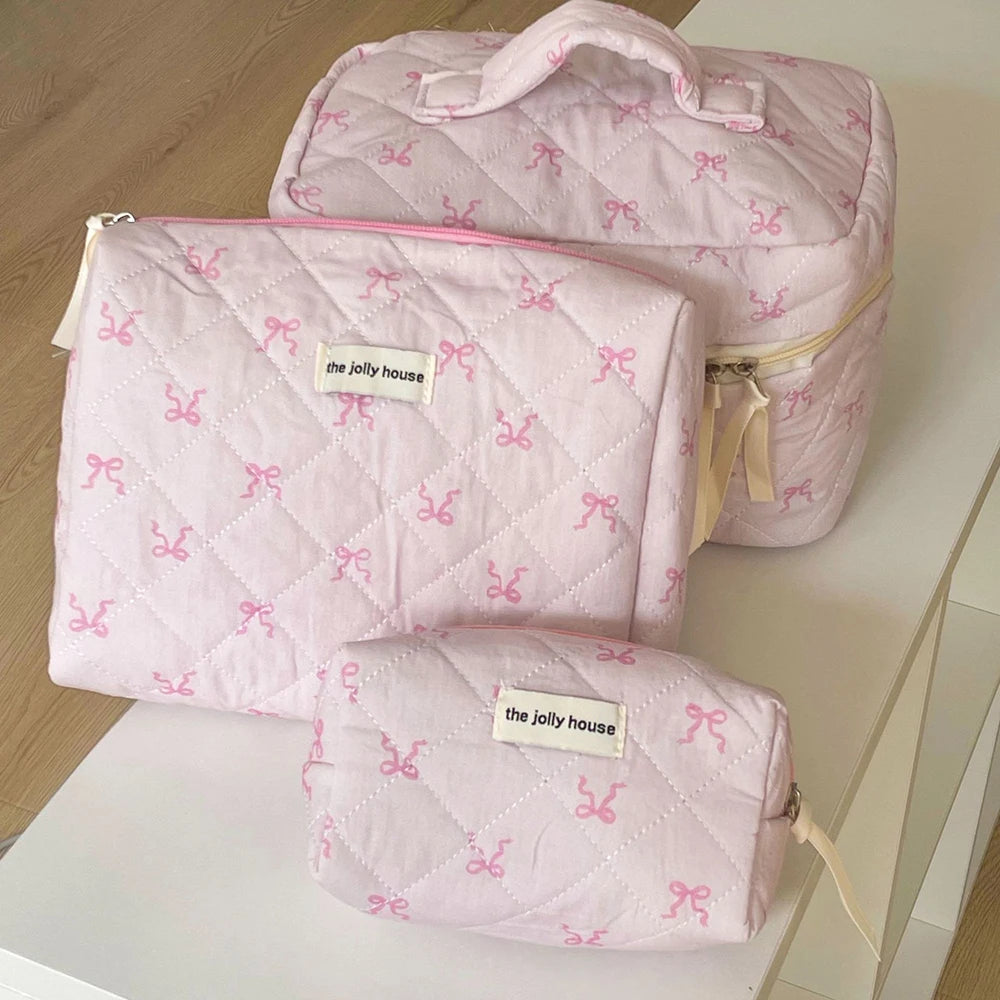 Rosa gesteppte Kosmetiktasche mit Schleifen 🎀
