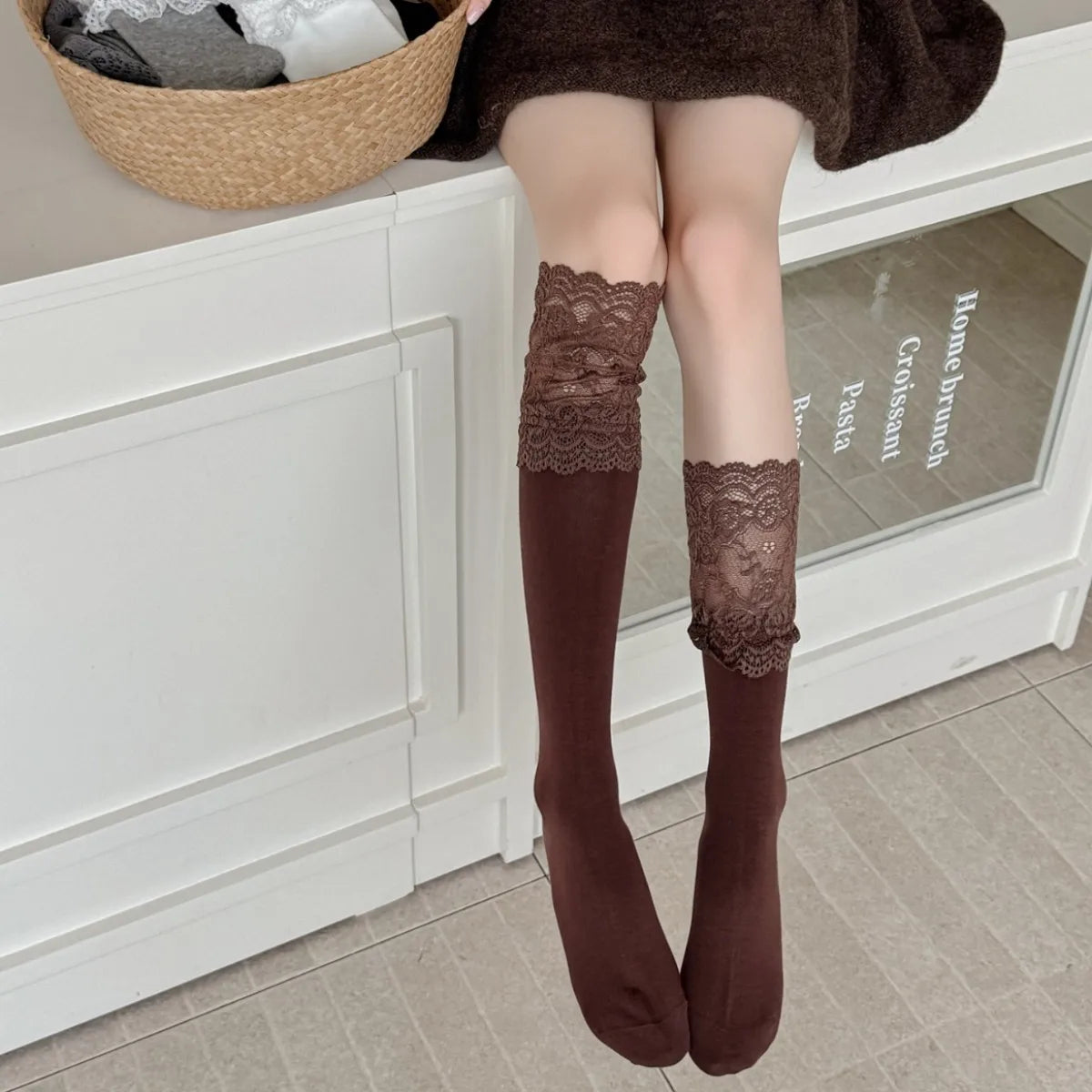Lace Trim Knee High Socks