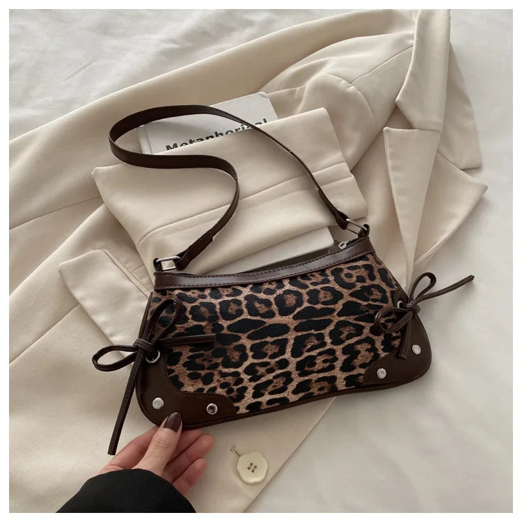 Retro Bow Shoulder Bag