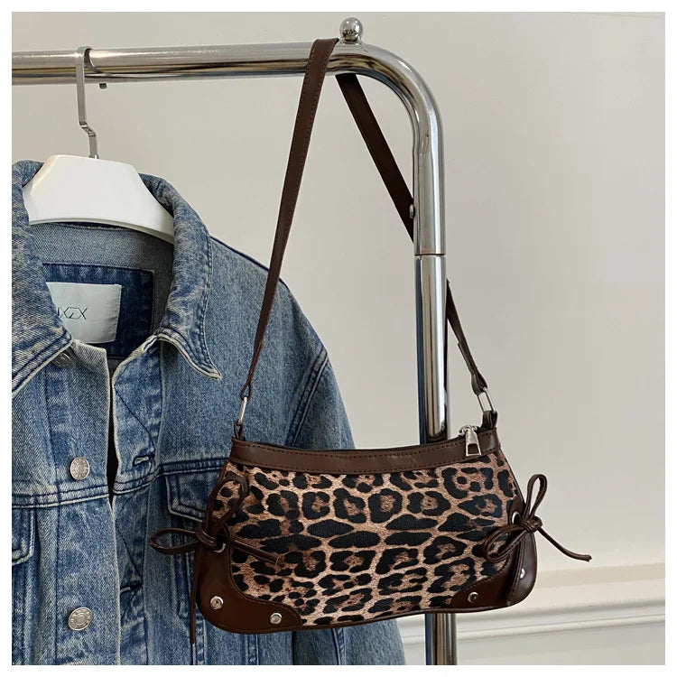 Retro Bow Shoulder Bag