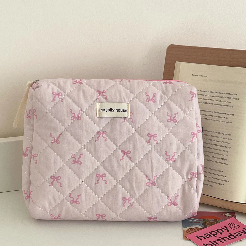 Rosa gesteppte Kosmetiktasche mit Schleifen 🎀