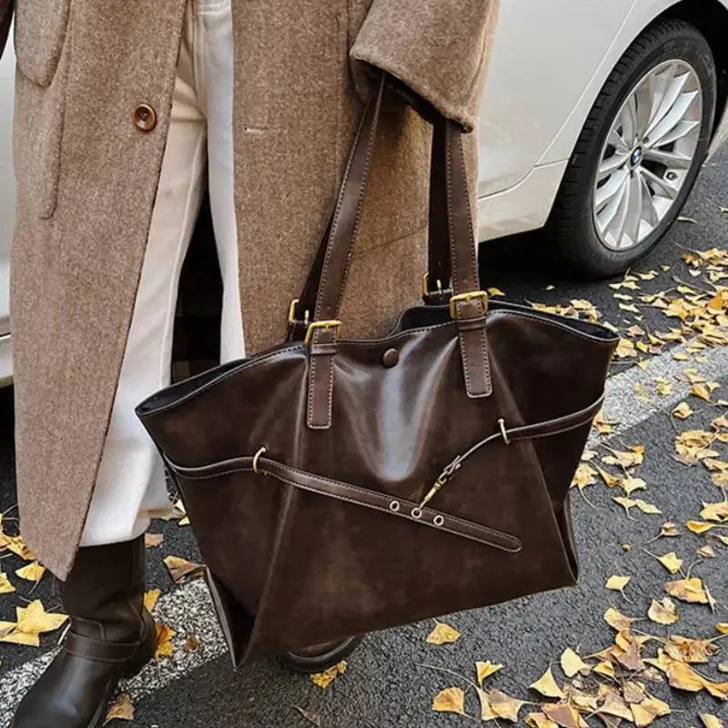 Vintage Everyday Tote Bag 🤎