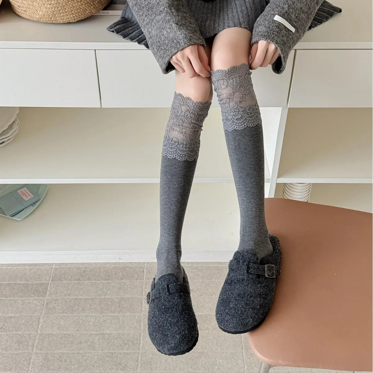 Lace Trim Knee High Socks